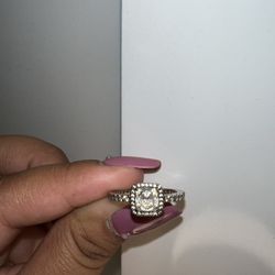 Pandora Ring