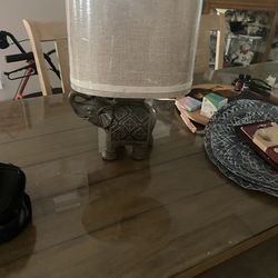Elephant lamp w/shade