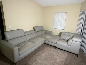 ***MOVING SPECIAL*** 3 Piece Modern Leather Sofa Couch