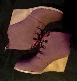 Brand New Nautica Wedge Lace-up Boots