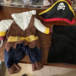 Pet Costume 