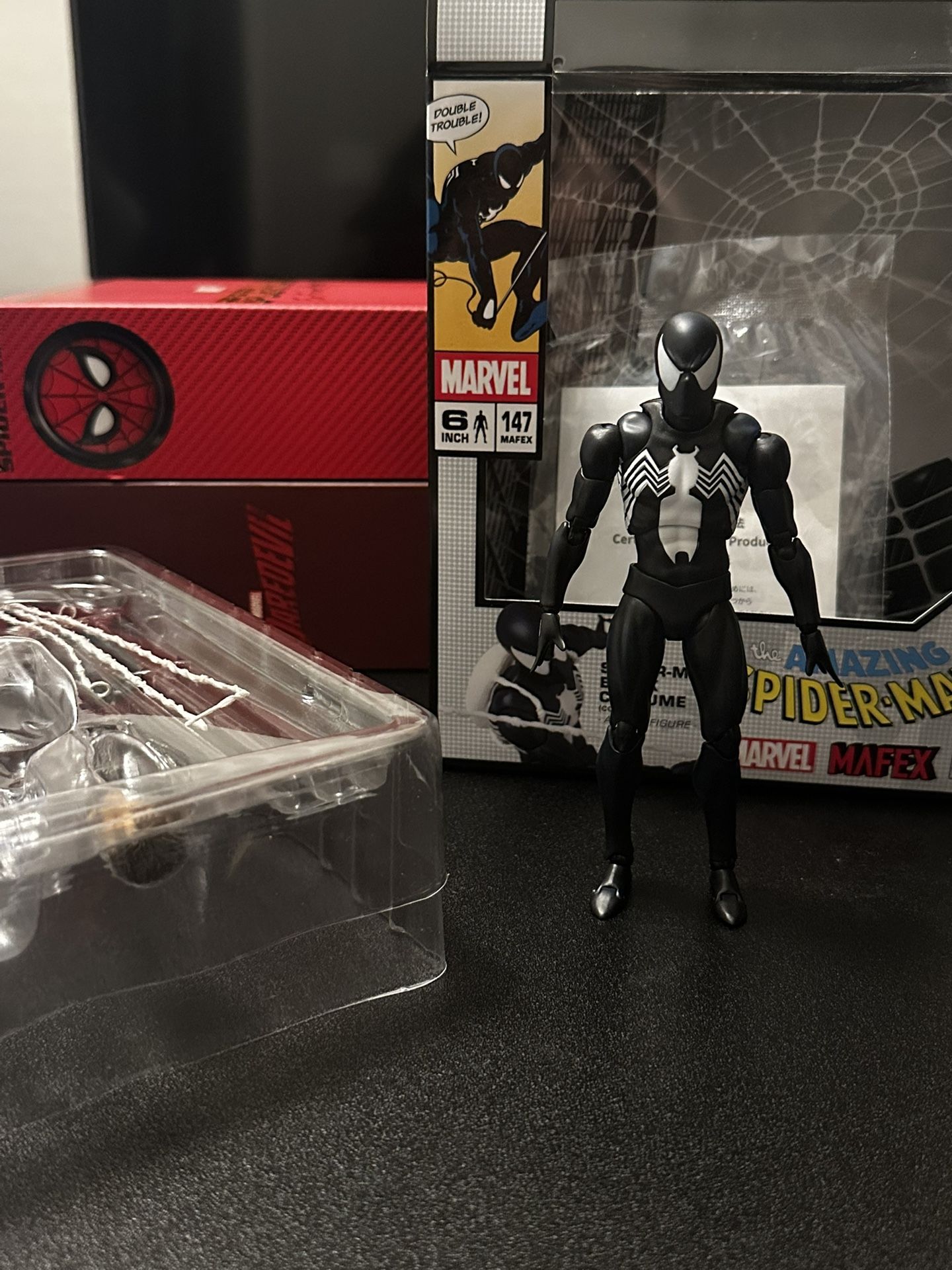 Mafex Symbiote Spiderman