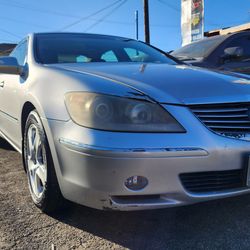 2005 Acura RL