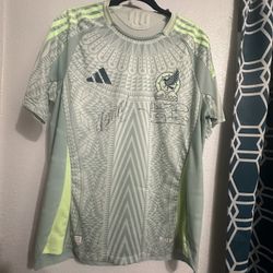 Authentic Mexico Player Version Signed 