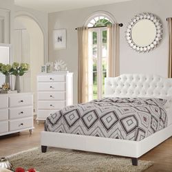 4pcs Queen Size Bedroom Set w. Mattress Included 