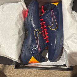 Kobe 5 Caitlin Clark Men size 12 and 13
