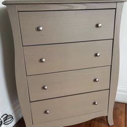 IKEA Hasselvika 4-drawer dresser in gray.