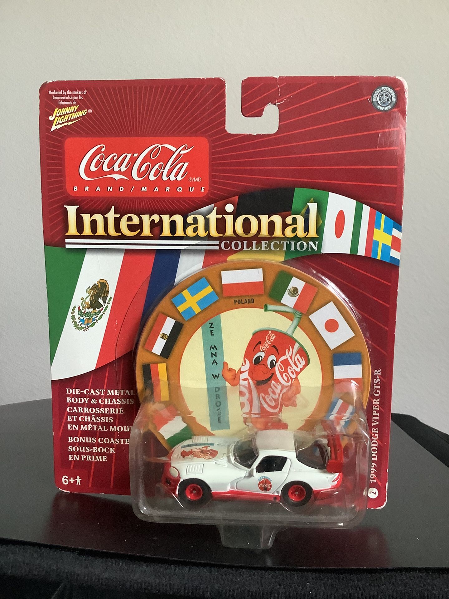 Johnny Lightning Coca-Cola International 1999 Dodge Viper GTS-R