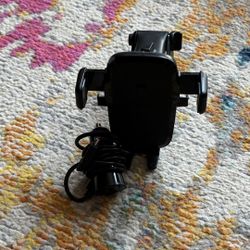 iottie Car Phone Mount/wireless Charger