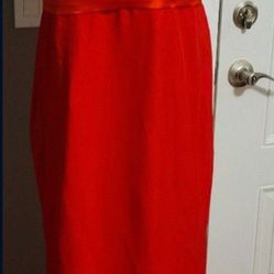 Long Beaded Red Party Dress Size S /Vestido Rojo Enperdrad