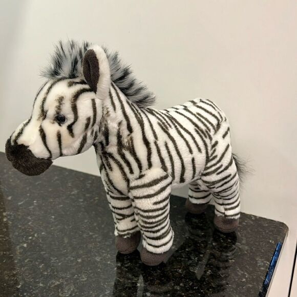 Ganz Webkinz Signature Endangered Cape Mountain Zebra 11 in Toy Stuffed Animal