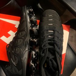 Nike Vapormax Plus Black Out 