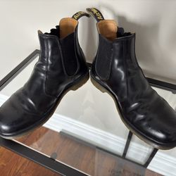Dr Marten Boots