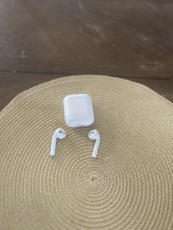 AirPods