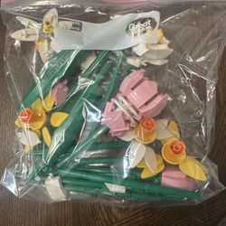 Lego Set - Lotus Flower & Daffodils