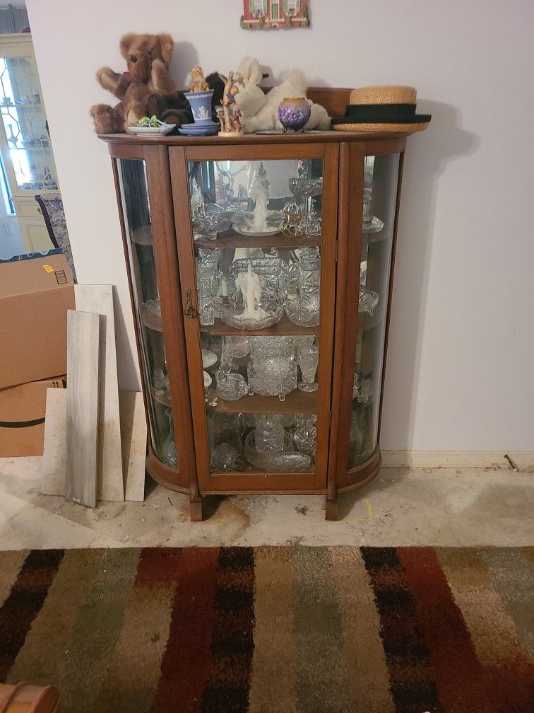 solid oak includes crystal cut glass cabinet