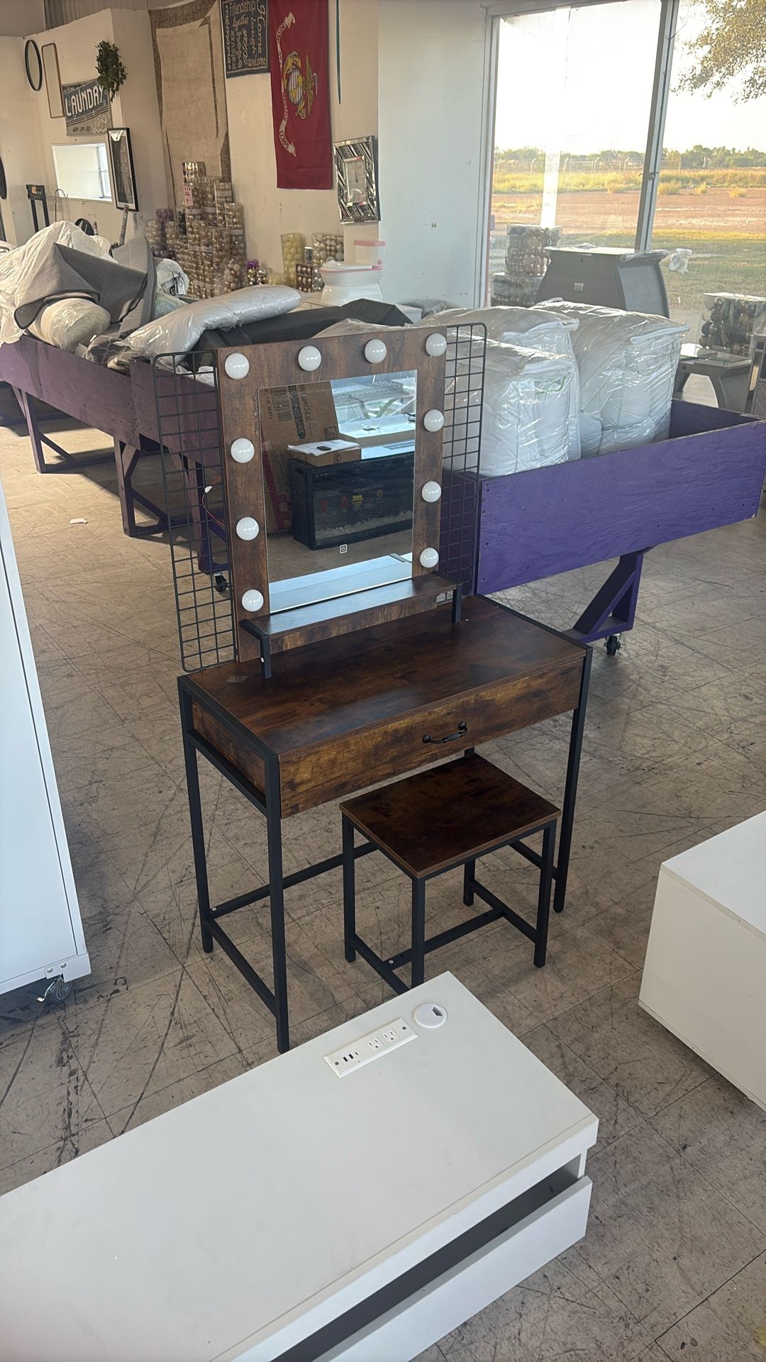 Vintage Brown Vanity Set