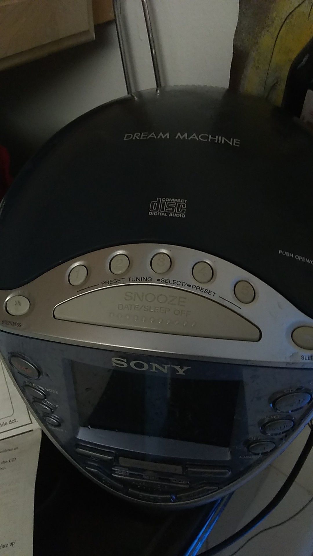 Sony dream machine CD player alarm radio