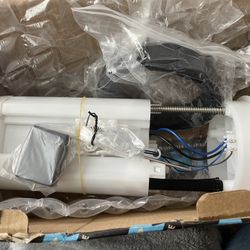 TRQ Fuel Pump Module Assembly FPA61138 For Honda