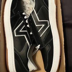 NWB Size 13- Vans Lowland 2.0 Black Grey White