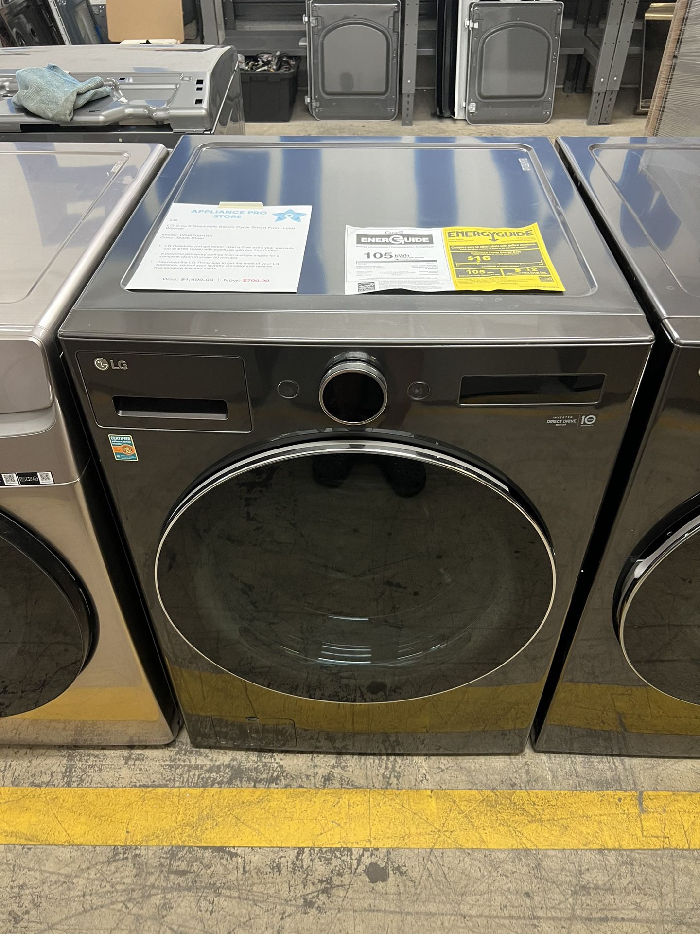 🔥New🔥 LG 5-cu ft Stackable Steam Cycle Smart Front-Load Washer