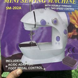 Mini Sewing machine