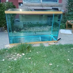 140 Gallon Fish Tank/Used/1/2-in Tempered Glass