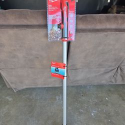 Milwaukee M12 Stick Pump