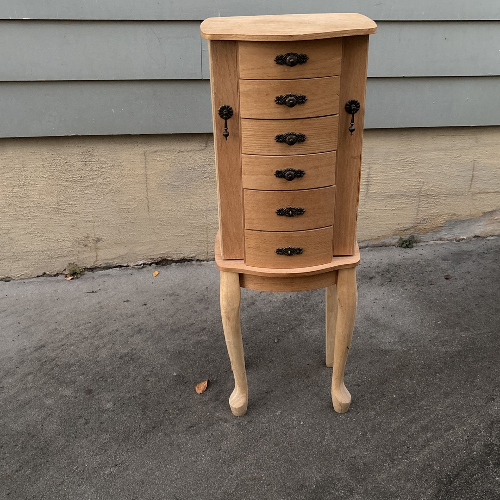 Vanity Jewelry Drawer With Mirror
