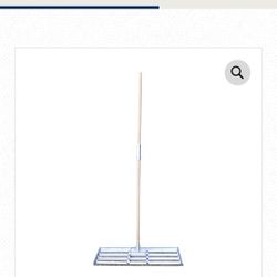 Pro Lawn Leveling Rake 30in