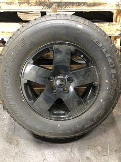 2011 Jeep Wrangler Sahara spare tire