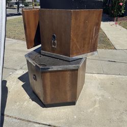 End tables = 2