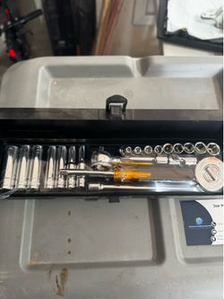 Pittsburgh metal toolbox mini