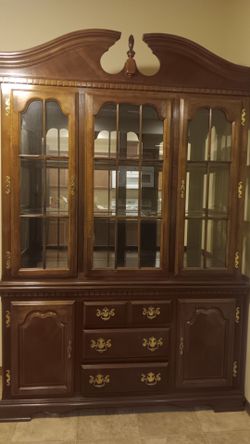 China hutch with lights