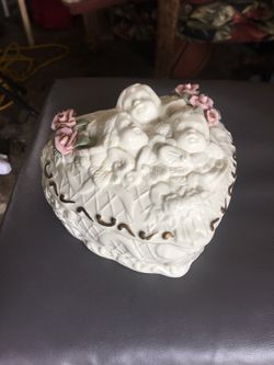 Vintage Jewelry Angel Container