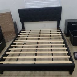 Brand new bed - Cama nueva a estrenar