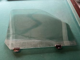 2000 F-250 Front Left (Driver Side) Glass