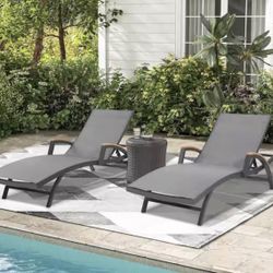 2-Piece Aluminum Outdoor Chaise Lounge with Teak Armrests