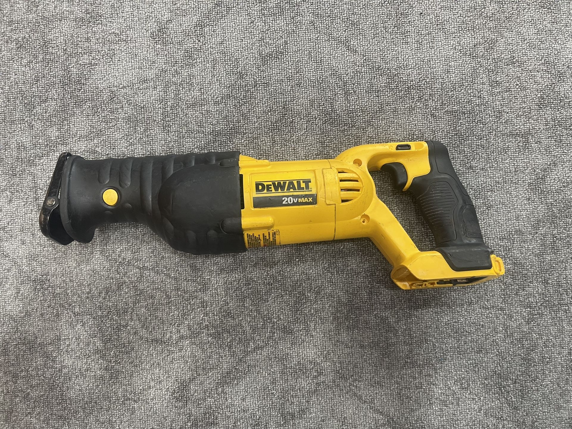 Dewalt 20v Reciprocating Saw (tool Only)