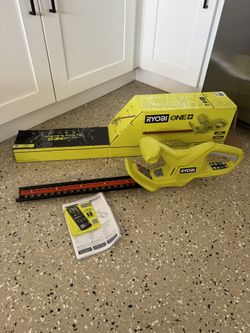 ONE+ 18V 18 in. Cordless Battery Hedge Trimmer (Tool Only)