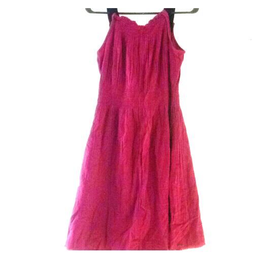 Converse one star large red dress.