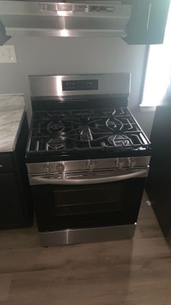 Frigidaire Set