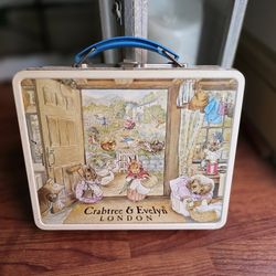 Vintage Crabtree & Evelyn Tin Box Woodland Animals Storage Case