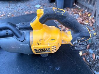 DeWalt 20V Cordless vacuum
