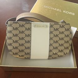  Michael Kors Women's Adjustable Belt Bag Waist Pack (S/M)