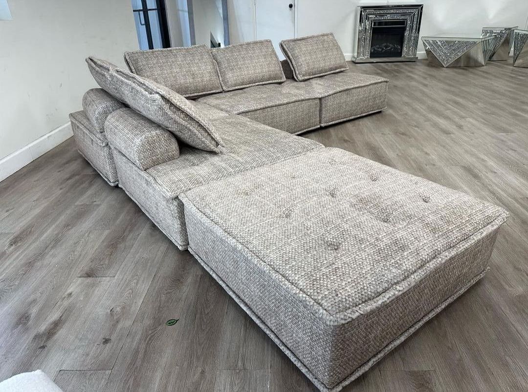 New 👌Bales 5 Piece Modular Seating/ Other Color Available