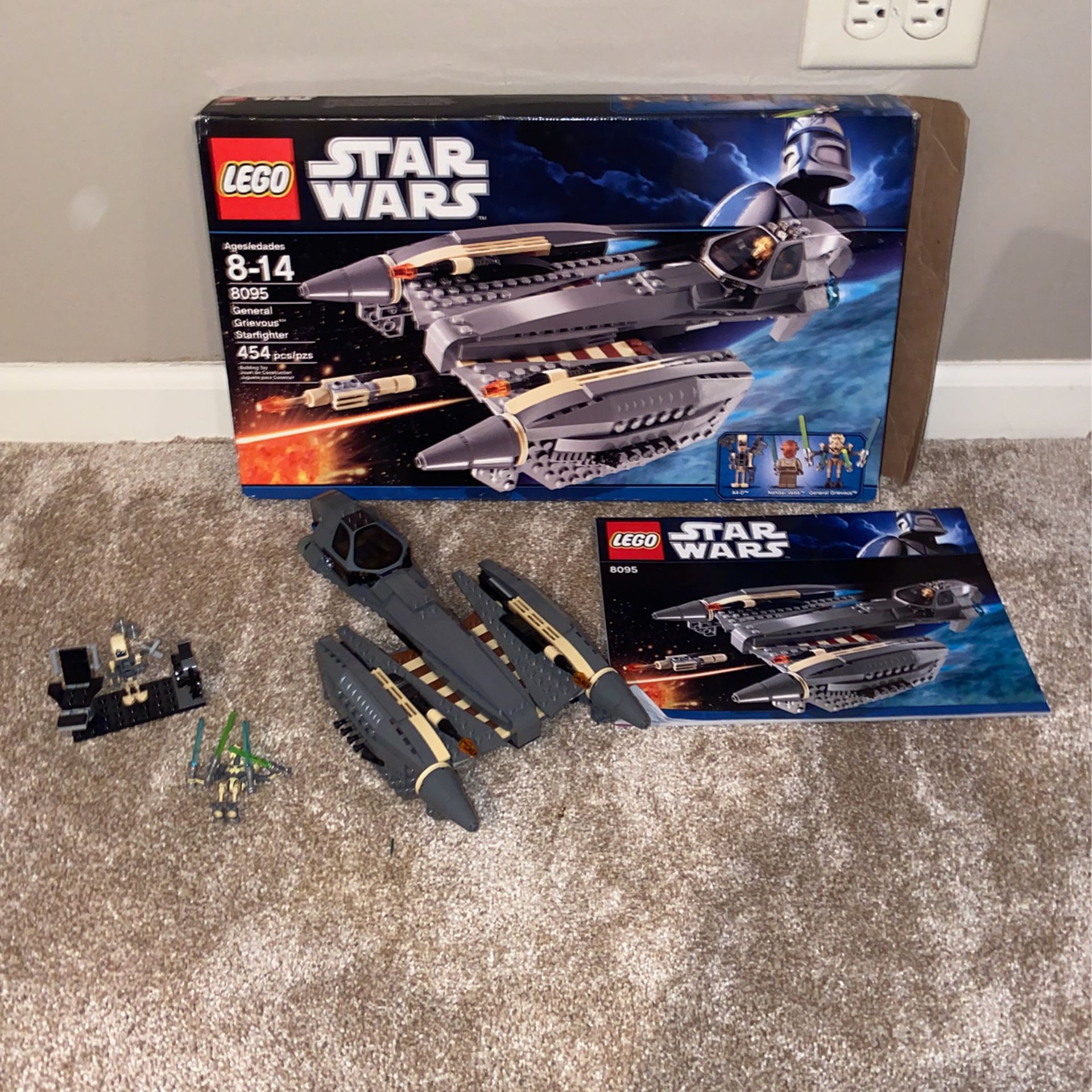 utålmodig Observatory kardinal LEGO Star Wars 8095 General Grievous Starfighter for Sale in Plainfield, IL  - OfferUp
