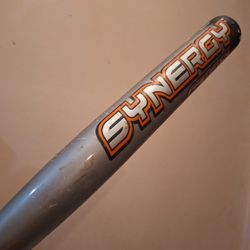 Easton SYNERGY Fastpitch SOFTBALL Bat 30 Inch 21 Oz