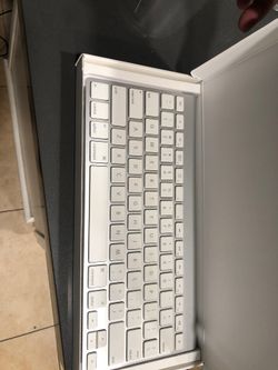 Apple wireless mini keyboard