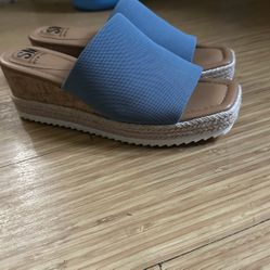 Heels- Brand New Never Worn 7.5